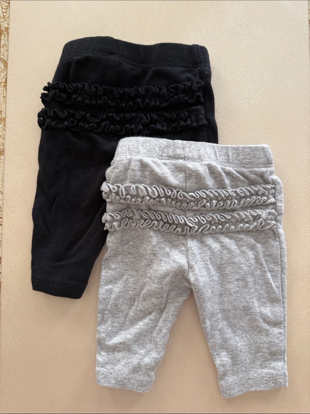 Carter's Black & Gray Ruffle Leggings Set - Girls